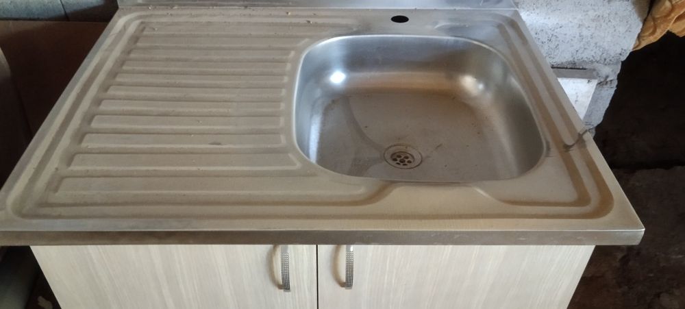 Продаётся кухонная мойка