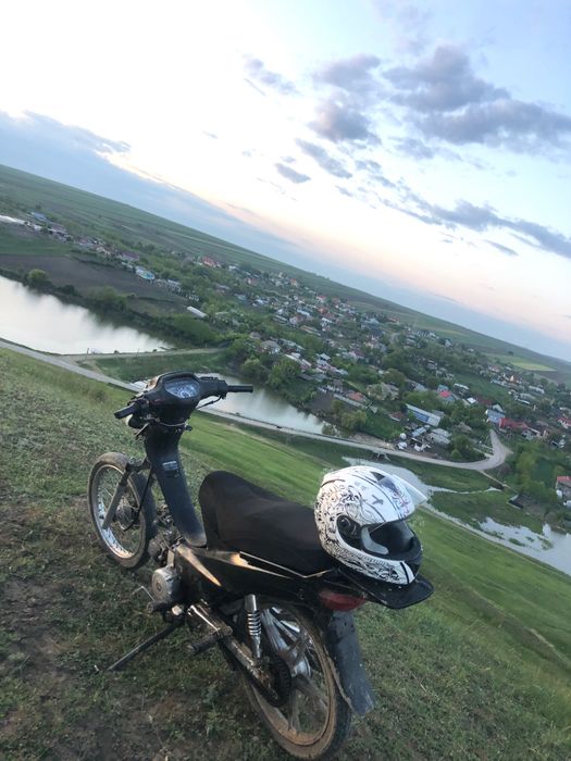 Motor kymco 110cc,4 timpi,