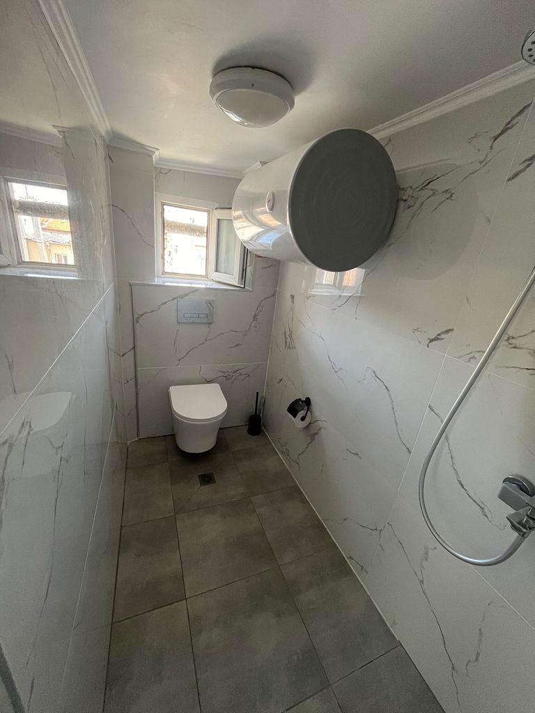 Продава се Четиристаен апартамент в Бургас, Център - 76 кв.м за 3685 €/кв.м - Снимка #7