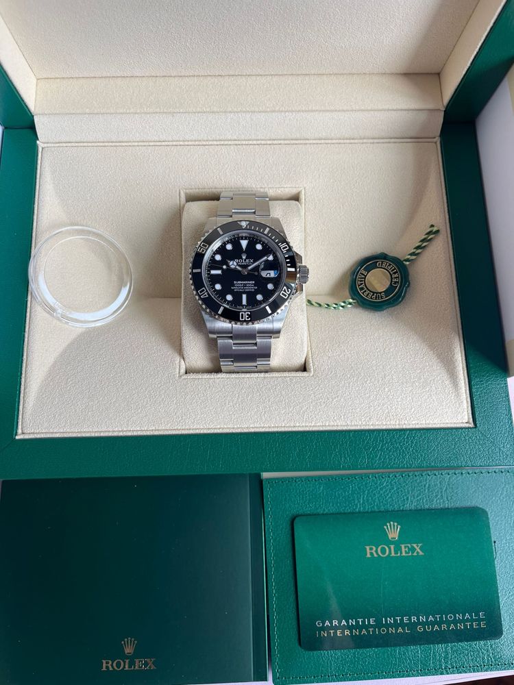 Часовник Rolex Submariner Date Black Dial Ceramic 41 MM