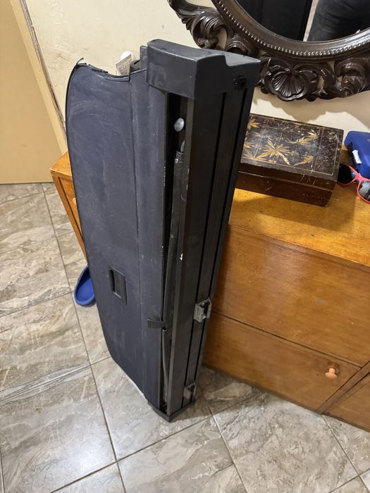 Щора багажник ауди А4 b6 с мрежа разделител