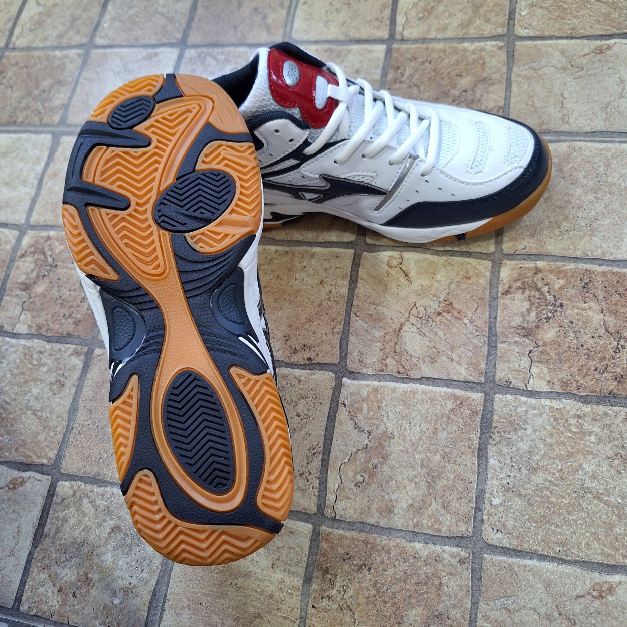 Mizuno спортивные ( Япония)