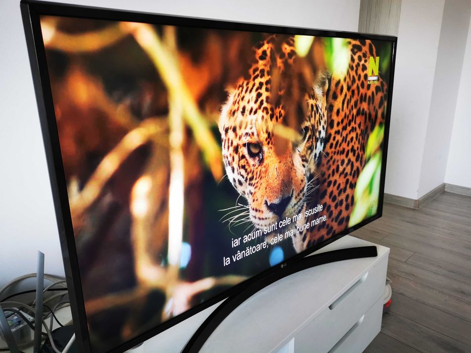 Tv LED Smart LG, 108 cm, 4K UHD