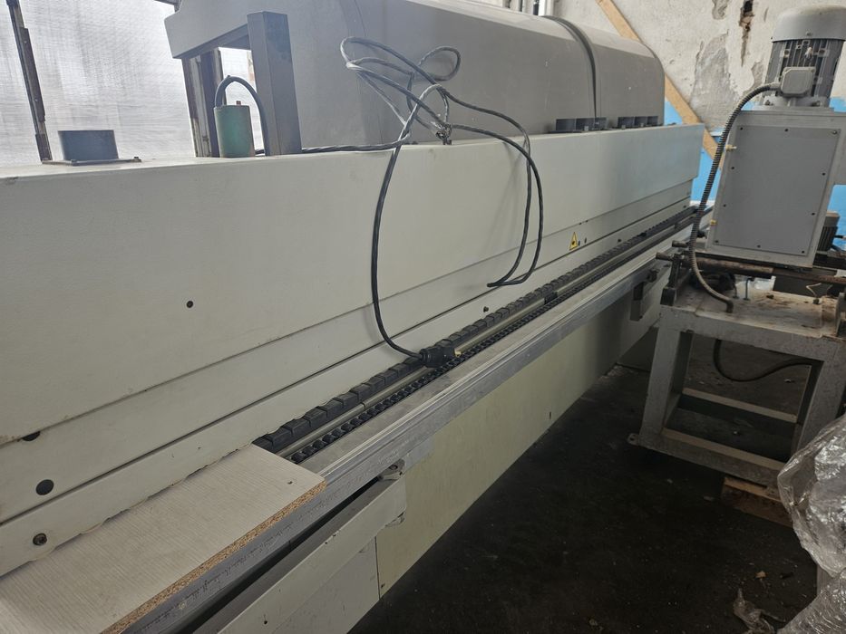 кантираща машина -ITALY