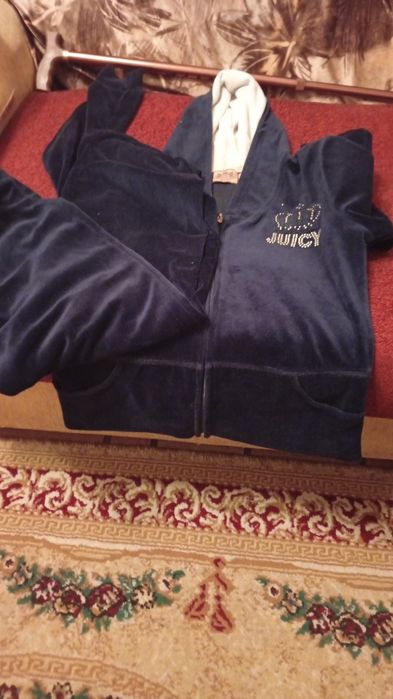 Теплые кофты  и спортивный костюм Зара