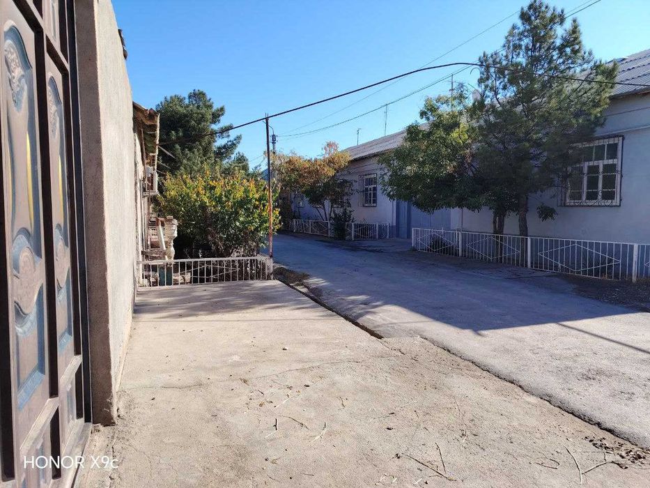 uchatka sotiladi 550 million kelishiladi