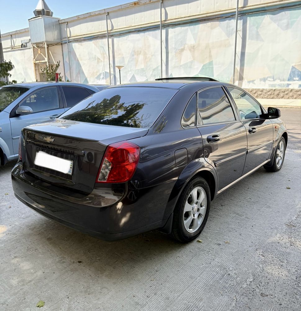 Chevrolet Gentra AT
