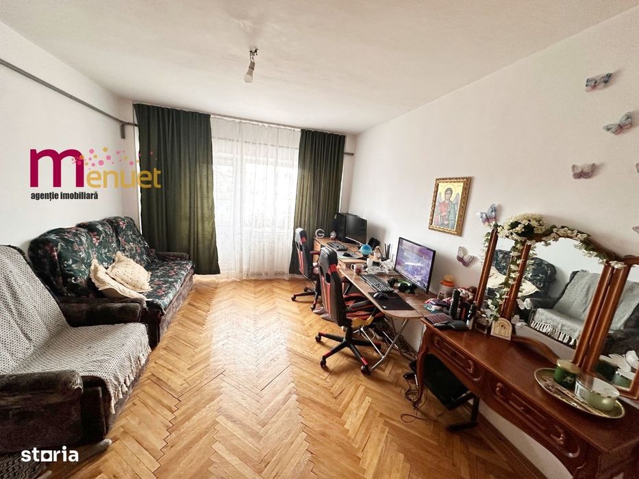 Apartament 3 camere,str.Victoriei