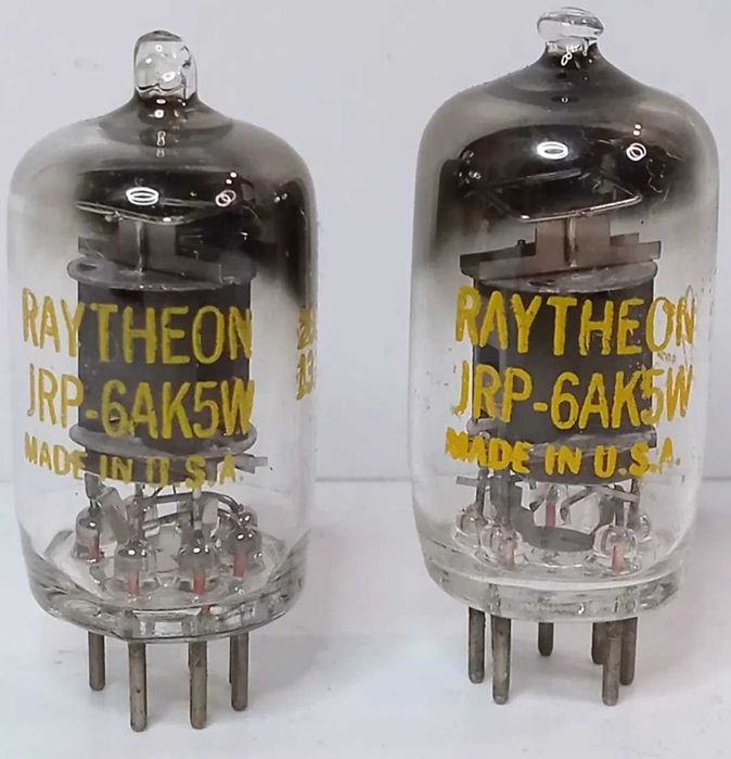 Lot de 2 buc lampi electronice 6AK5 Raytheon