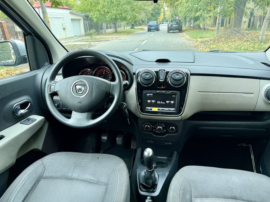 Dacia lodgy 2013