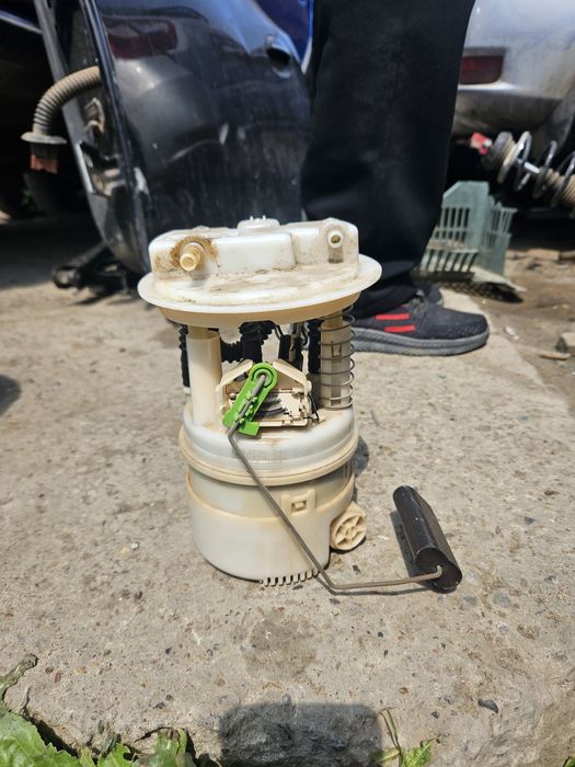 Топливный модуль в сборе на Ларгус