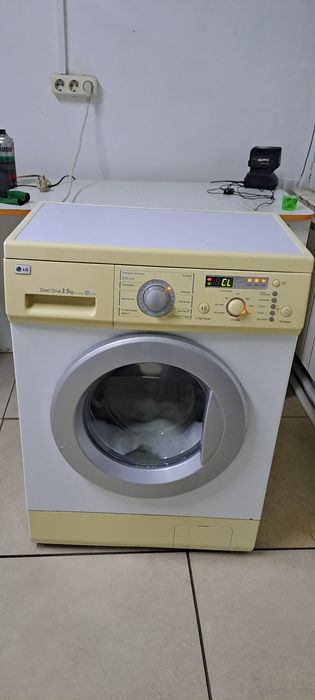 Стиральная машинка LG в отличном состоянии