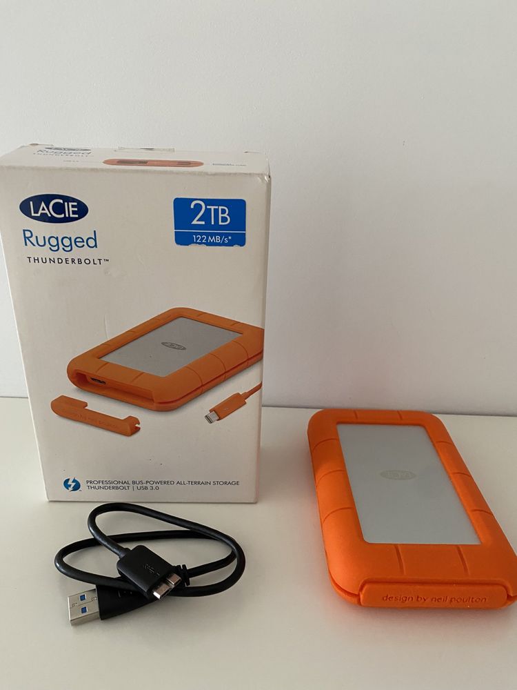 HDD LaCie Rugged 2TB - conectivitate USB și Thunderbolt (Macbook)