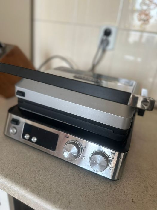 Электрогриль DeLonghi CGH920D вафельница