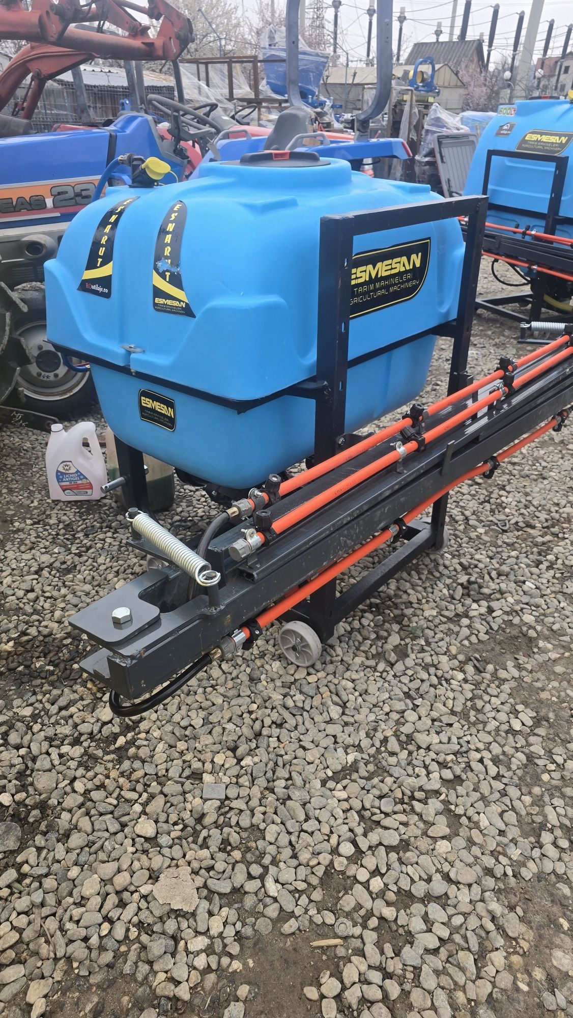 Instalație pompa erbicidat NOU atomizor tractor met cardan erbicidator