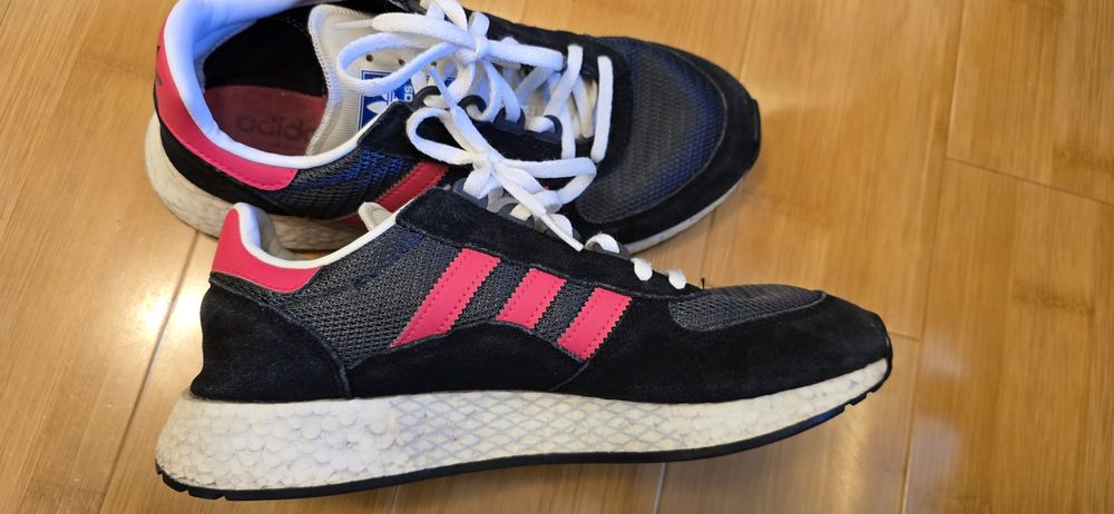 Adidas marathon iniki