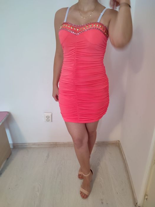 Rochiță universala