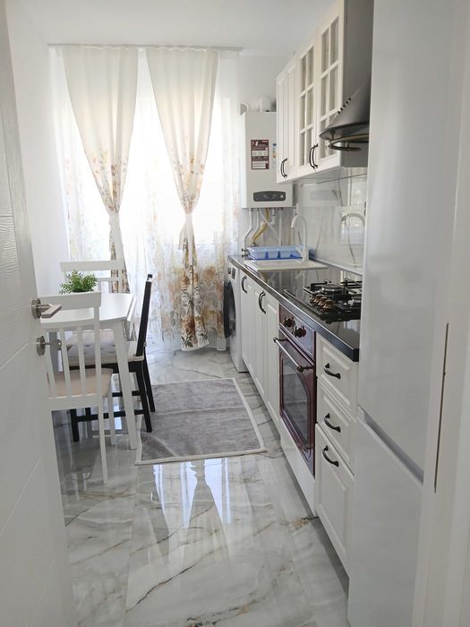 Închiriez apartament str Amaradia lângă Penny Market