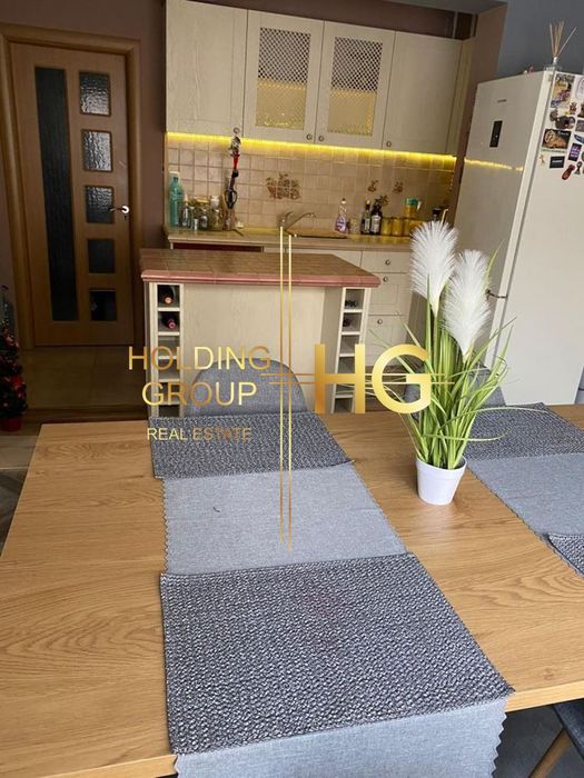 Продава се Четиристаен апартамент в Варна, Център - 125 кв.м за 2320 €/кв.м - Снимка #7