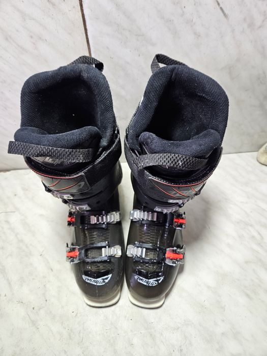 Clapari ski schi  Dalbello  mondo  26,5  corespunde mărimii 40-41