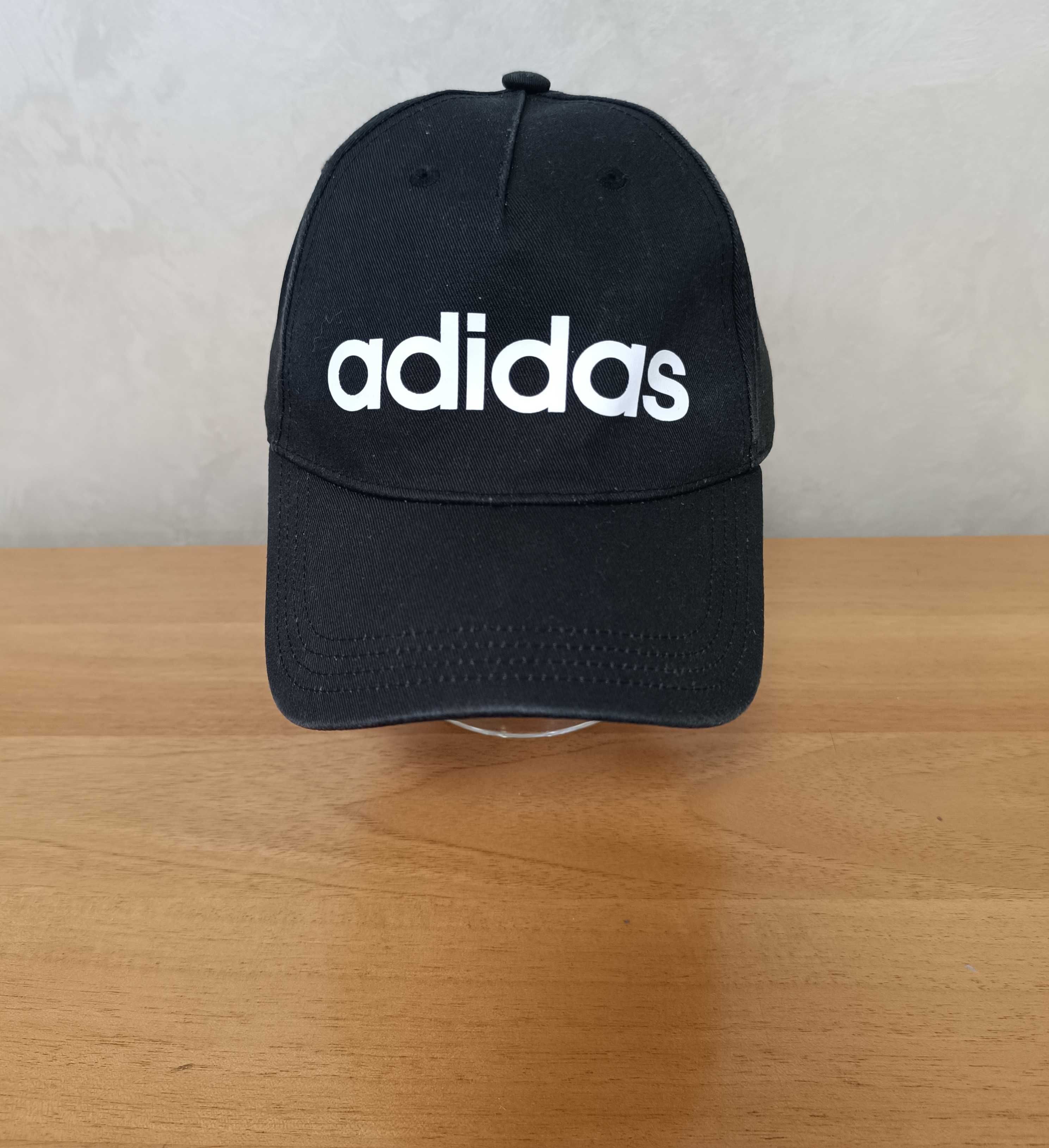 Adidas-Чисто Нова