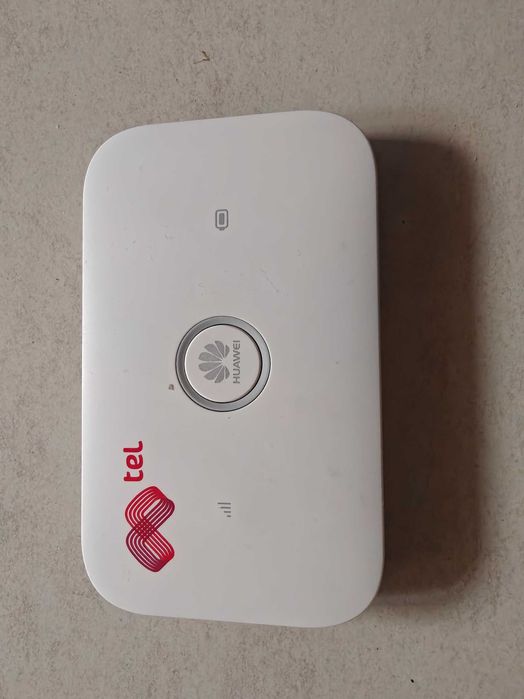 Продавам Huawei E5573Cs-322 рутер за мобилен интернет