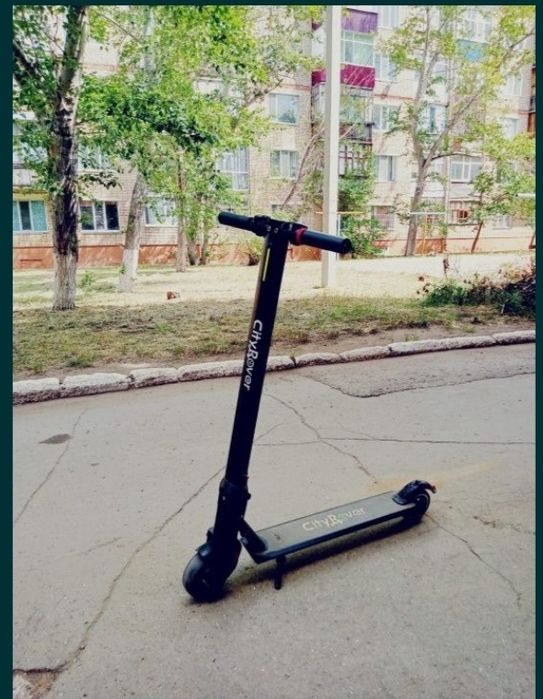 Продам электросамокат