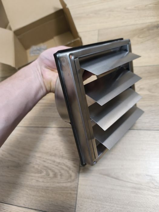 Gura aerisire hota din inox cu sistem antiretur