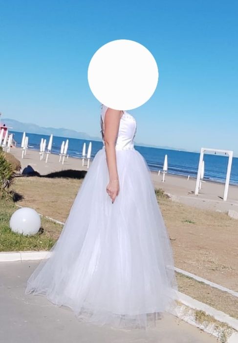 Vand rochie mireasa