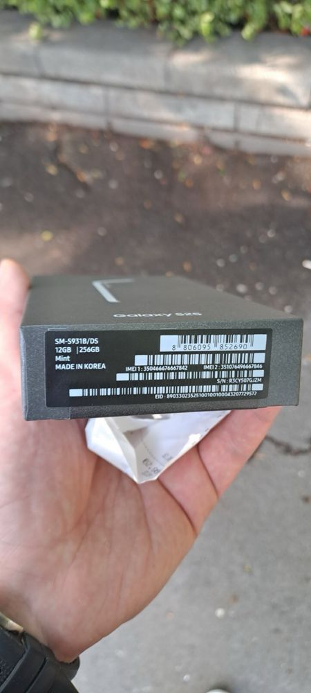 Samsung galaxy s25 256GB