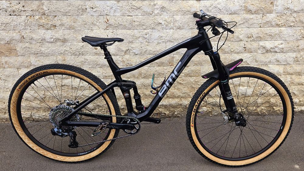 XC Full Suspension Carbon XX1 Rainbow AXS BMC Agonist 29 L Fox