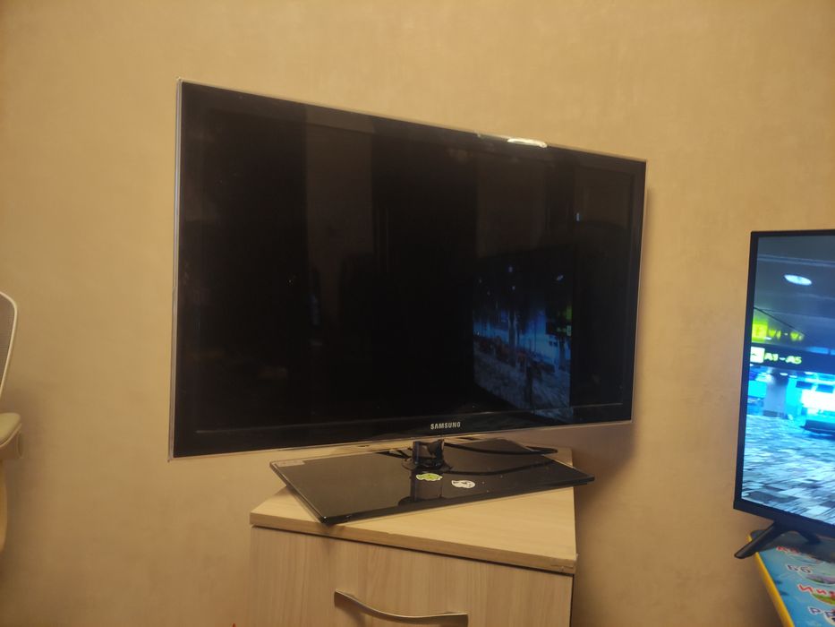 Samsung UE32D5000, на запчасти