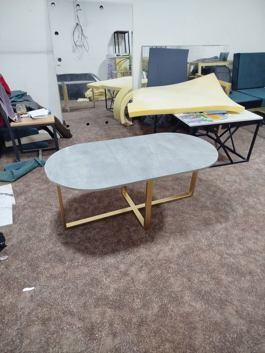 Jurnalniy stol. Loft mebel