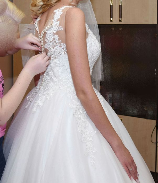 Vand rochie de mireasa