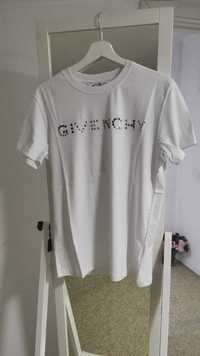 tricouri GIVENCHY transport gratis