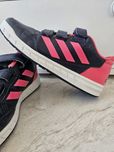 Оригинални маратонки на adidas