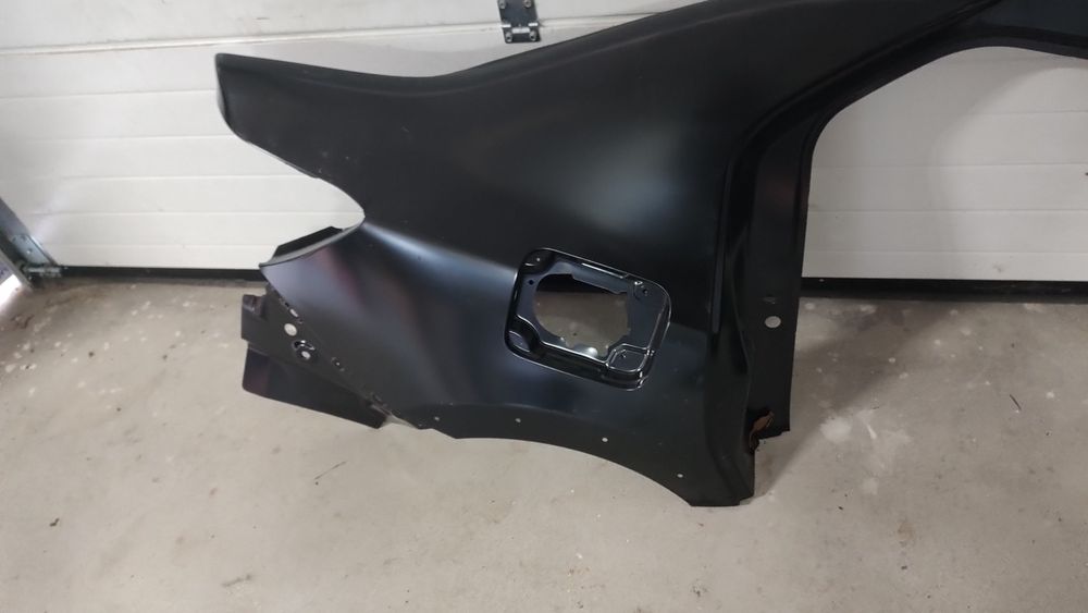 Aripa dreapta spate Logan 2 stepway