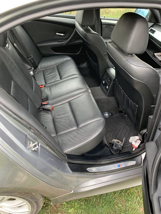 Dezmembrez bmw 520 e60