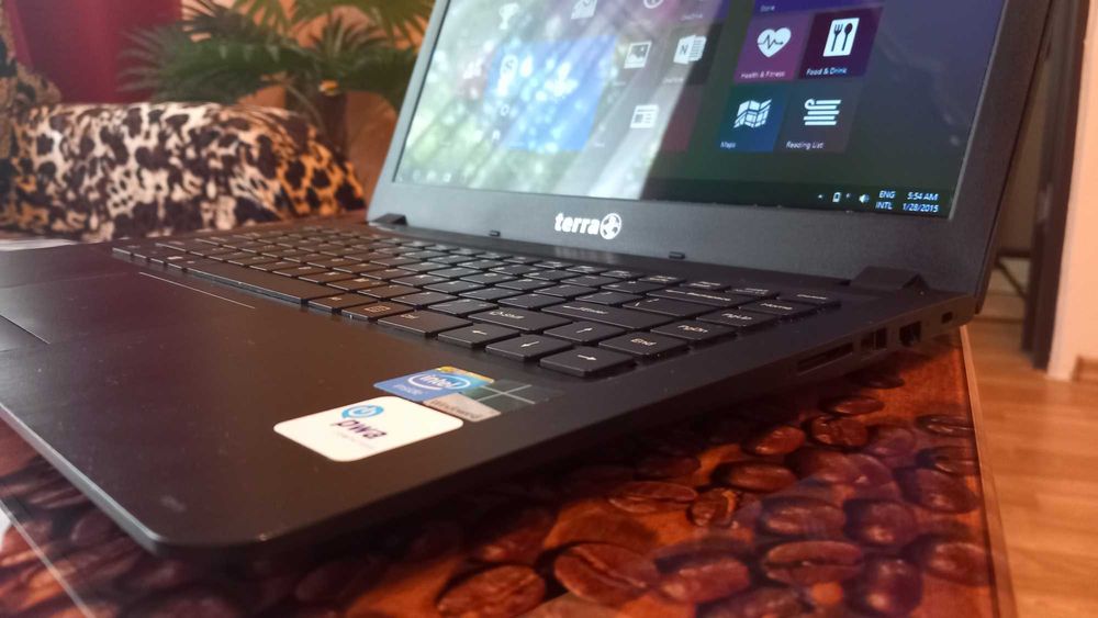 Laptop Terra Mob  14 inch led /  Hdd 500 Gb ,bateria tine 3 ore