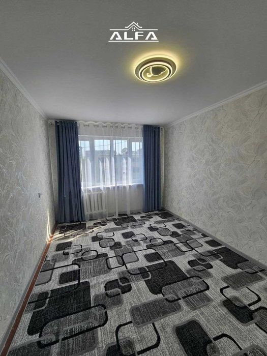 Buxoroda kvartira sotiladi 3 xonali 72m² 4-qavat.