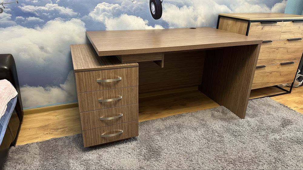 Стол письменный 75х145