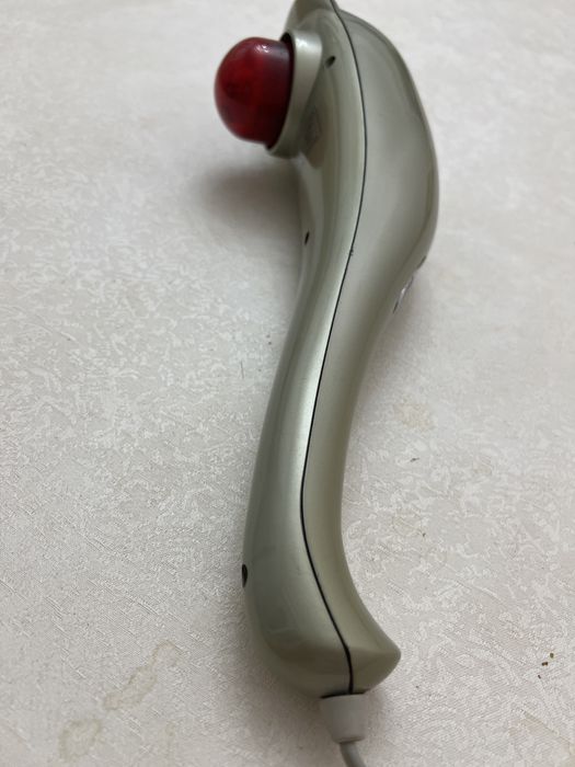 Продаю  вибромассажер электрический в отличном состоянии