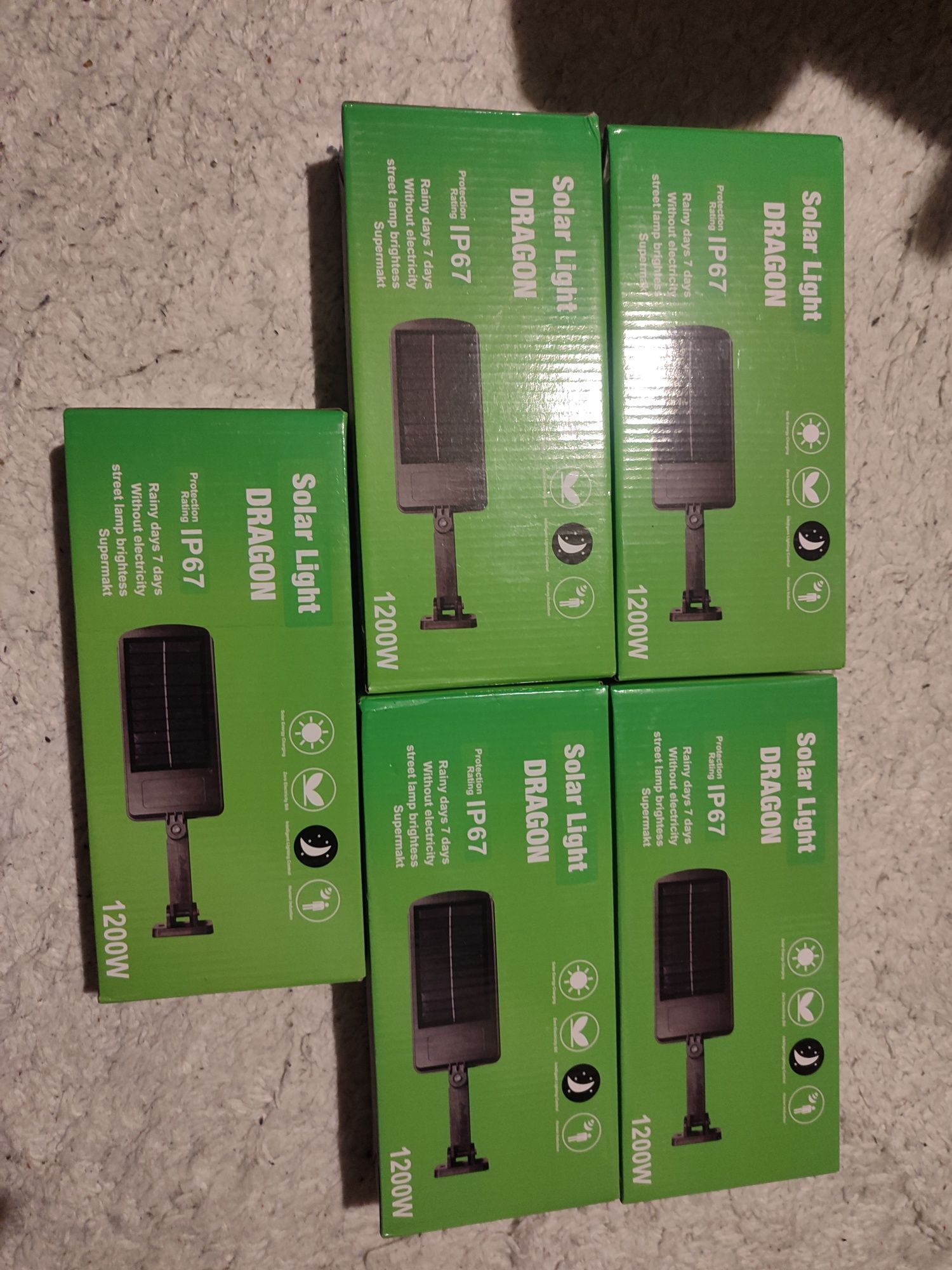 Лампа със соларно зарядно 1200w