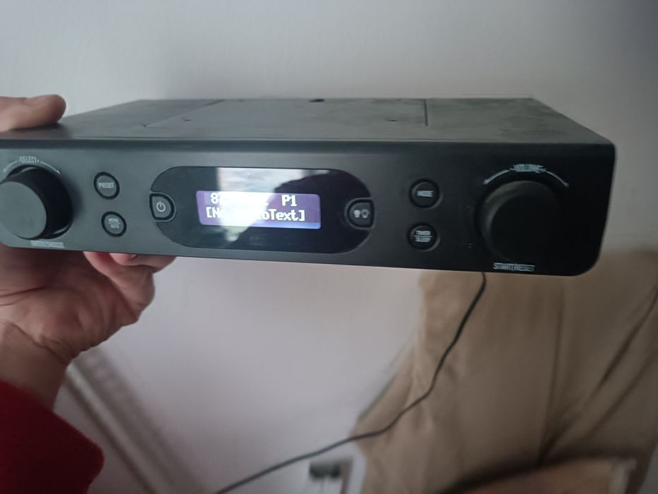 Radio suspendabil slim iluminat ambiental