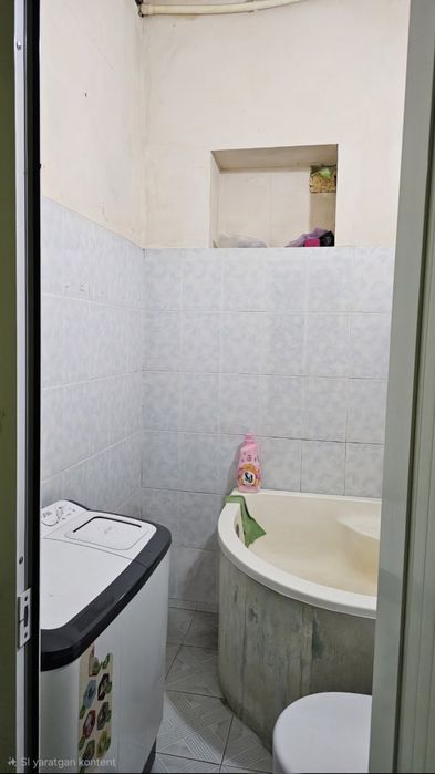 1 XONALI UY SOTILADI Yashash un hamma sharoitlari bor. Sivet gaz bor.