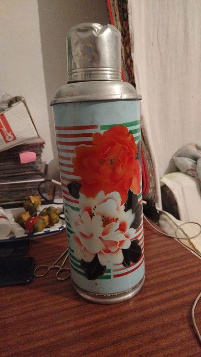 Советский термос

МАТЕРИАЛ: