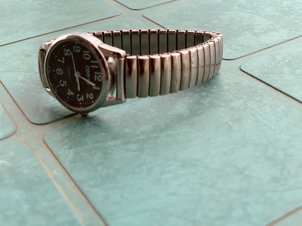 Часовник Stainless Steel Back Water Resistant