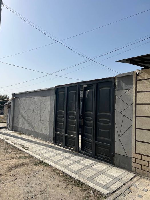 ЧОРТОК махалля.  Сергели район.  1.3 соток Евро ремонт