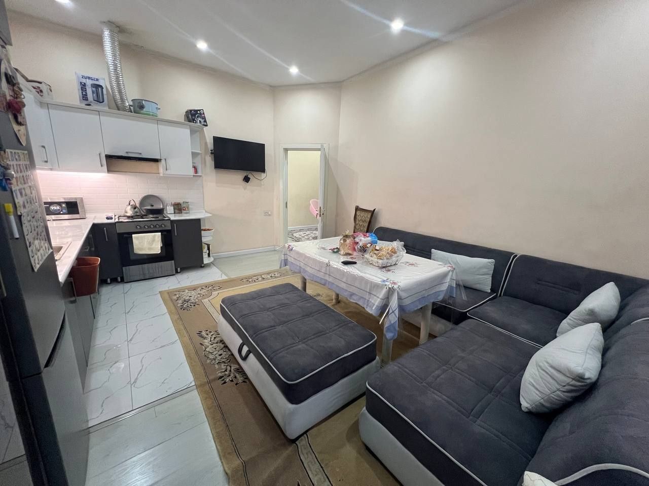 Yunusobod 12 mavze 3/4/4 (85²) sotiladi novostroyka