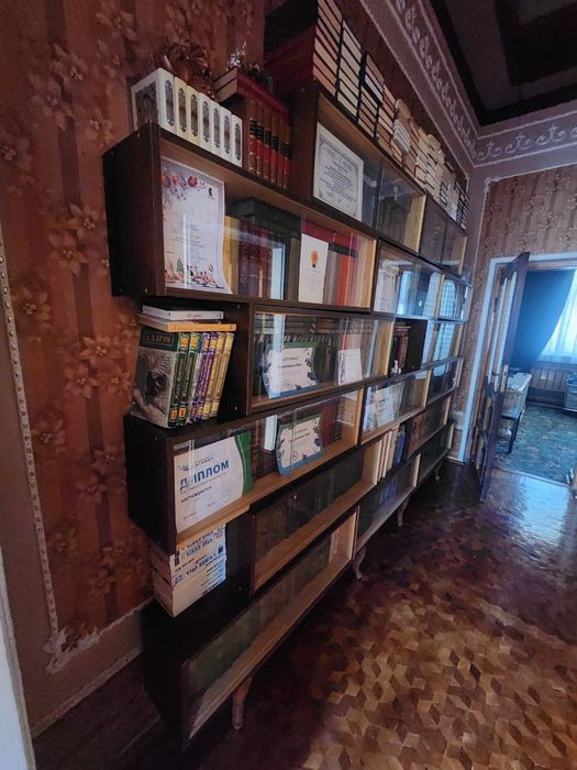 Продаются книжные полки